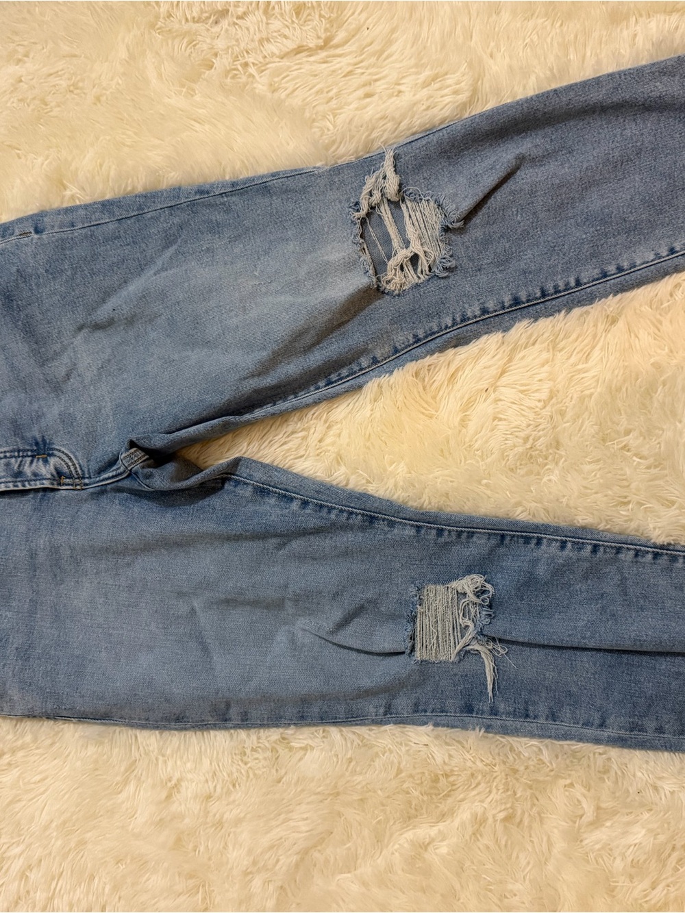Old Navy Light Blue Ripped Skinny Jeans